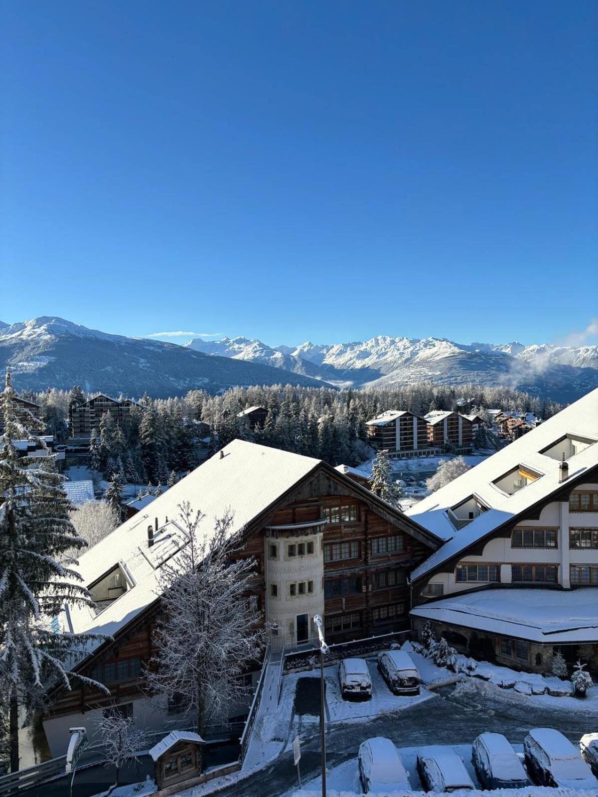 Апартаменти L'Eperon Center Crans Wonderful View Екстер'єр фото