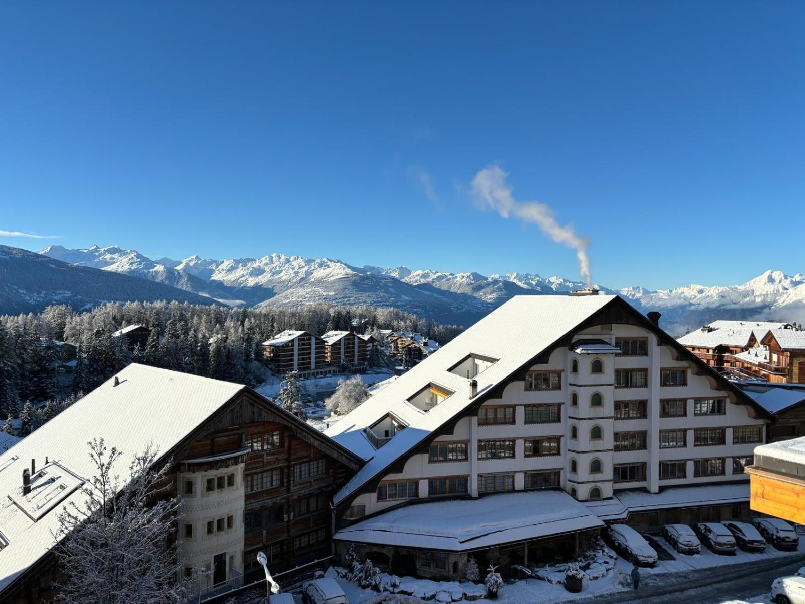 Апартаменти L'Eperon Center Crans Wonderful View Екстер'єр фото