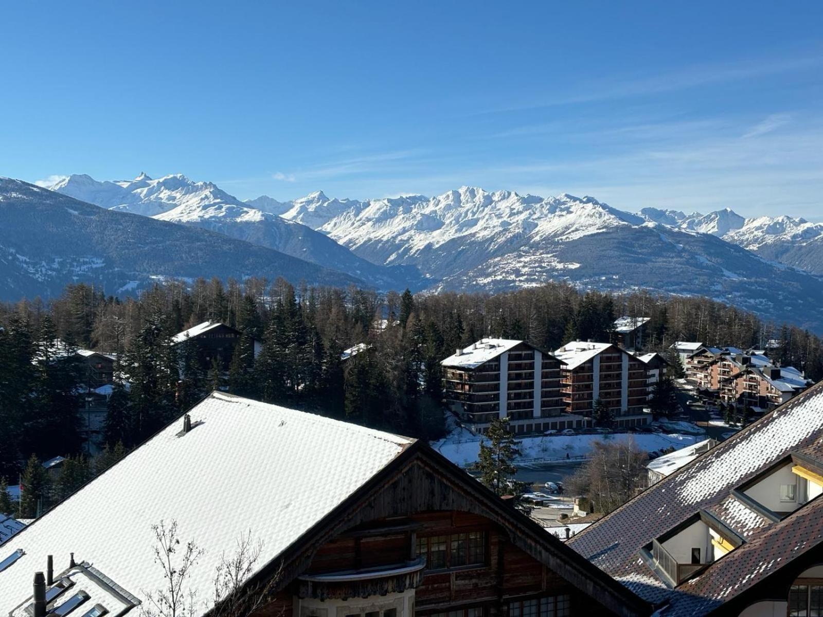 Апартаменти L'Eperon Center Crans Wonderful View Екстер'єр фото
