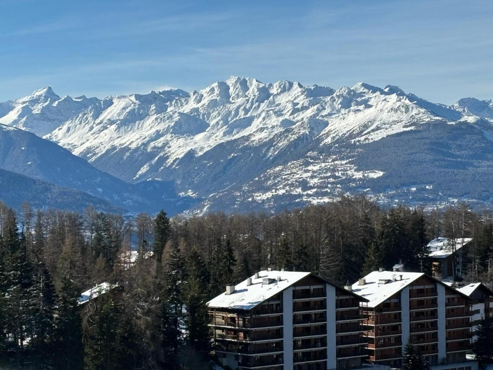 Апартаменти L'Eperon Center Crans Wonderful View Екстер'єр фото