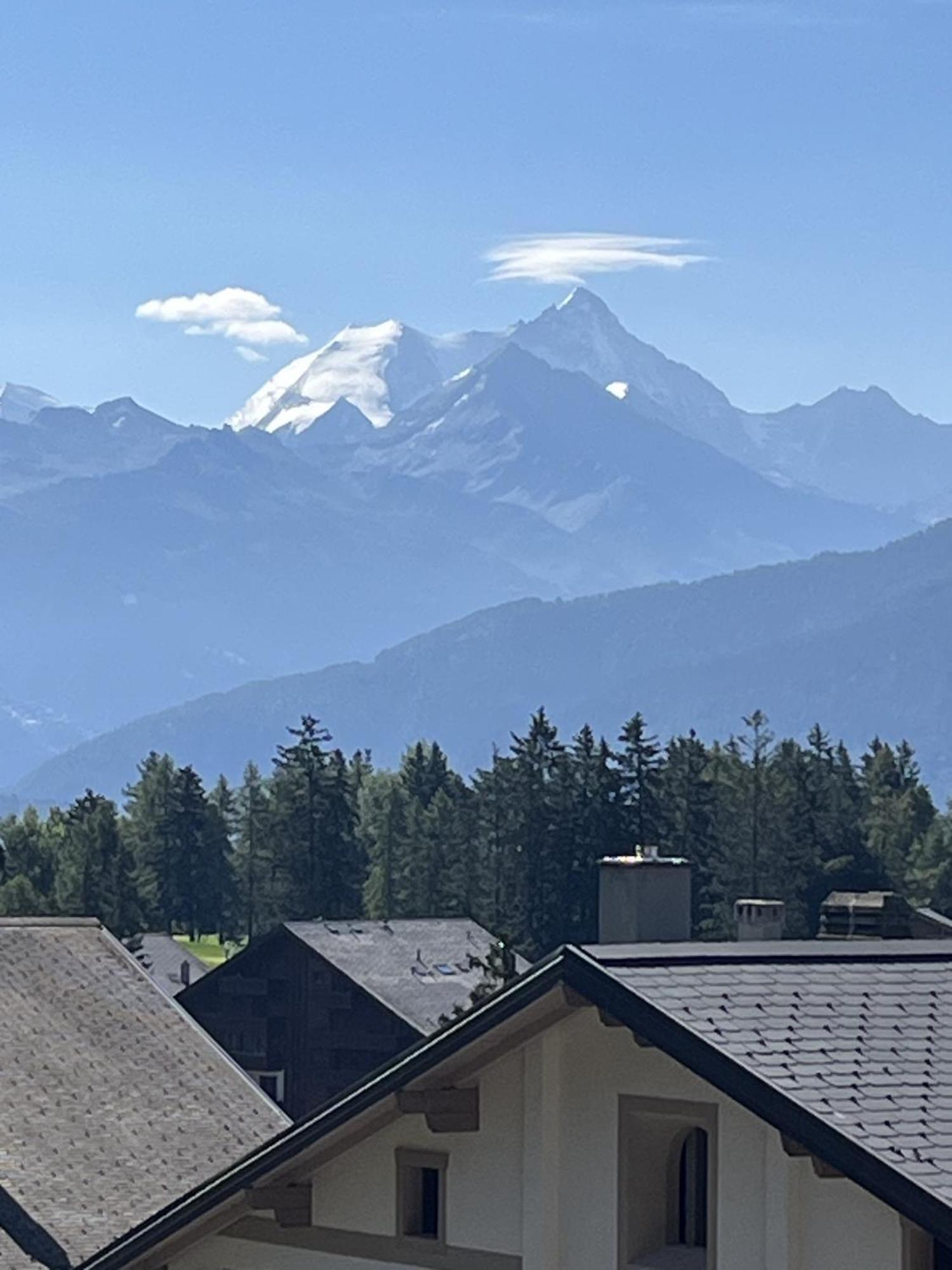 Апартаменти L'Eperon Center Crans Wonderful View Екстер'єр фото