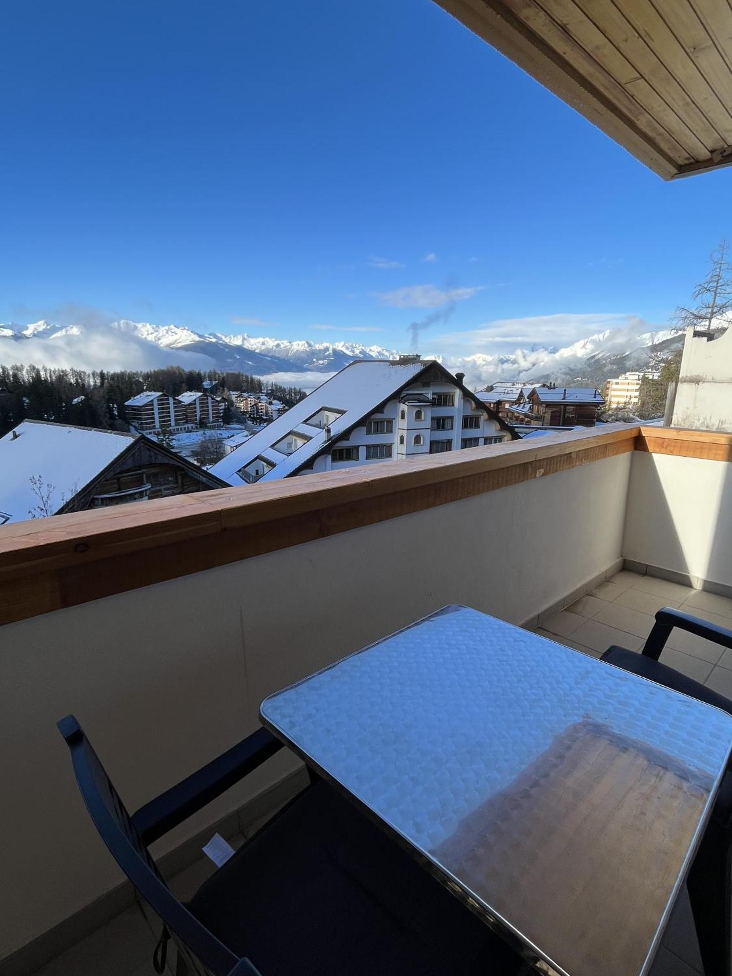 Апартаменти L'Eperon Center Crans Wonderful View Екстер'єр фото