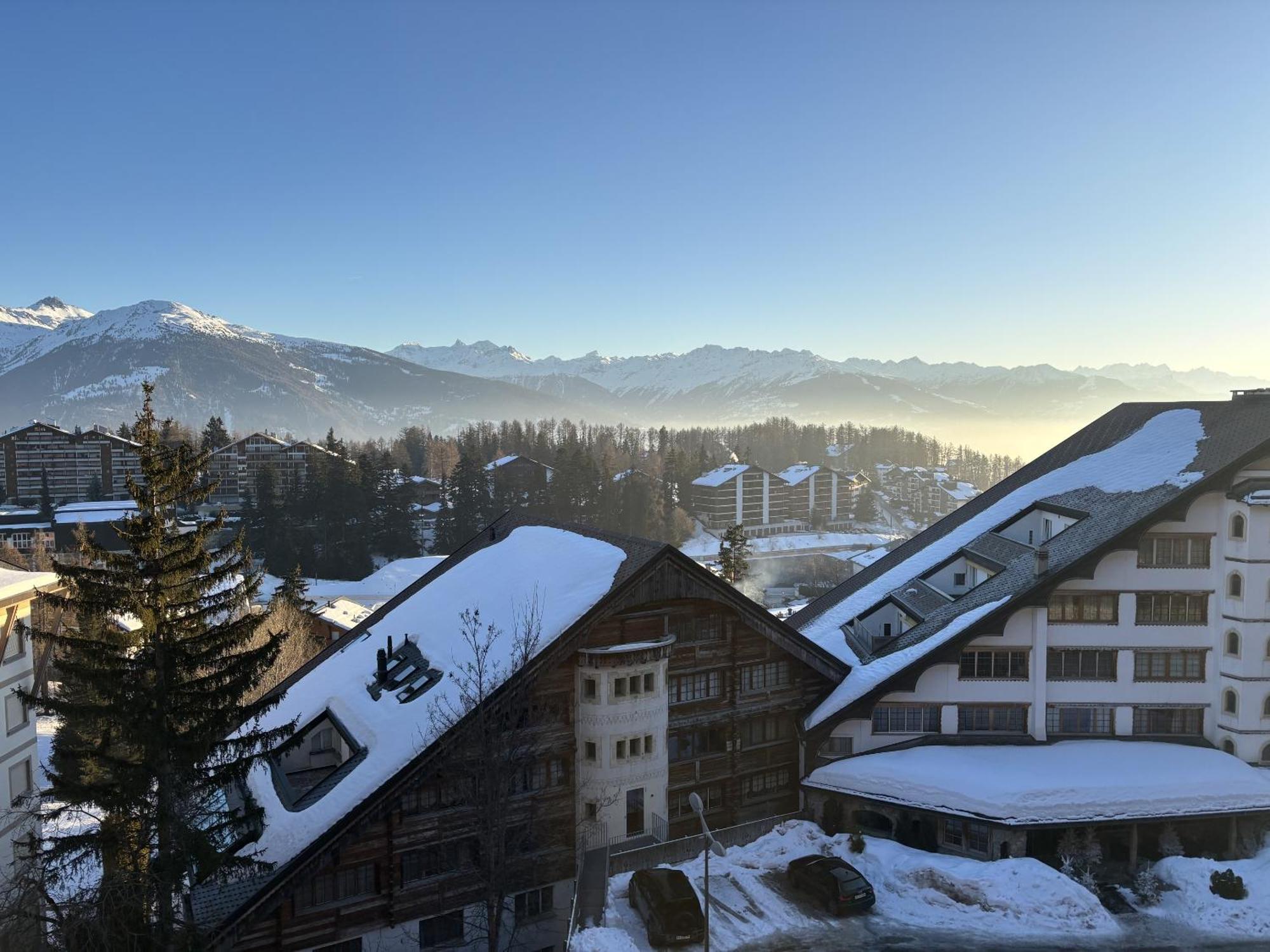 Апартаменти L'Eperon Center Crans Wonderful View Екстер'єр фото